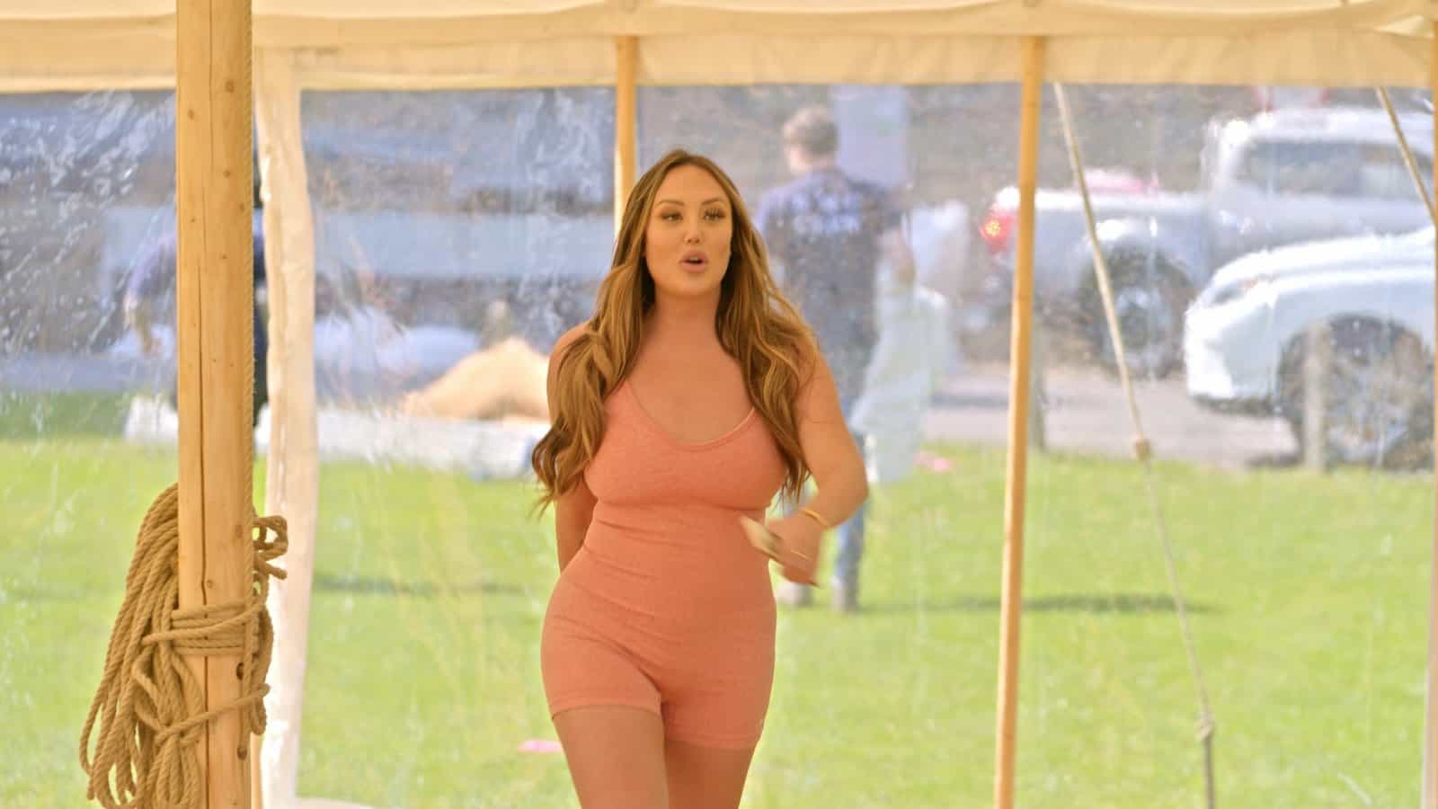 Charlotte Crosby, Charlotte in Sunderland, Binge