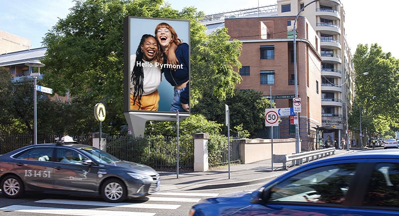 JCDecaux aspire screen