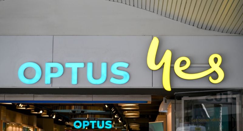 optus1806
