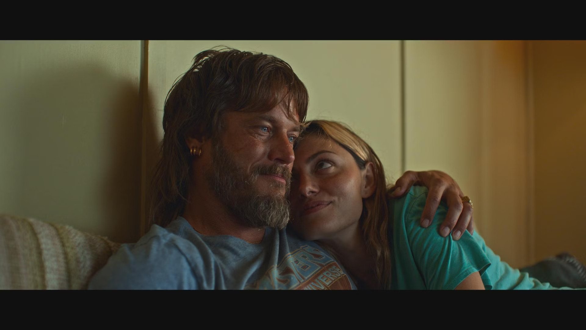 Travis Fimmel and Phoebe Tonkin in Netflix's Boy Swallows Universe.