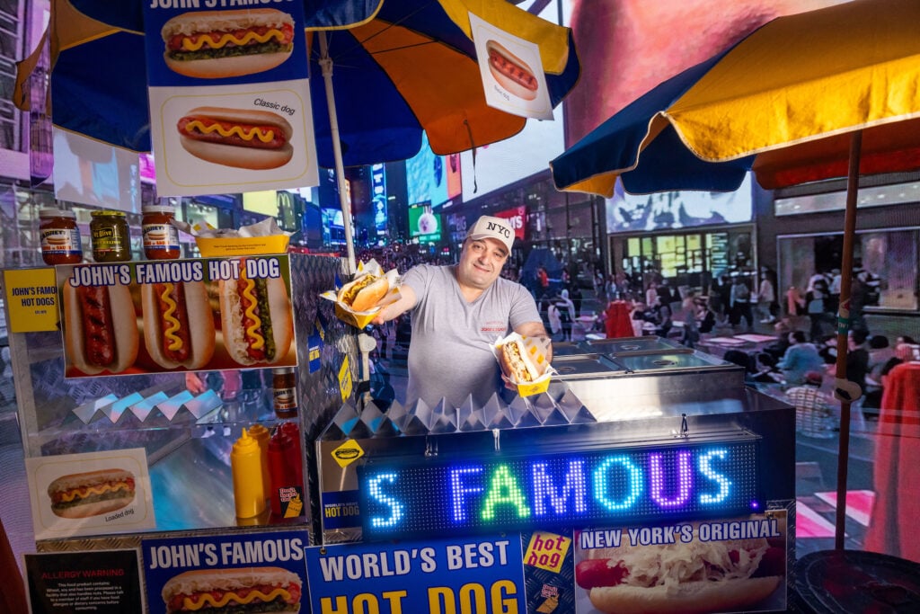 CommBank brings NYC hot dogs to Melbourne for the launch of Travel Booking via M&C Saatchi Group