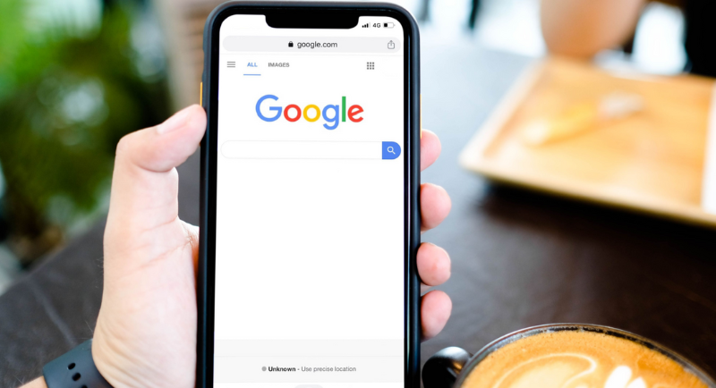 Phone with Google on