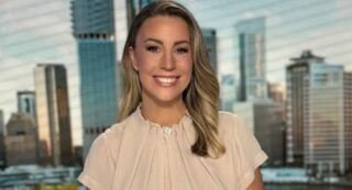 7NEWS reporter Laura Turner