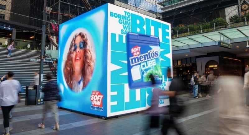 Mentos launches 3D campaign with VMO’s The Cube at World Square