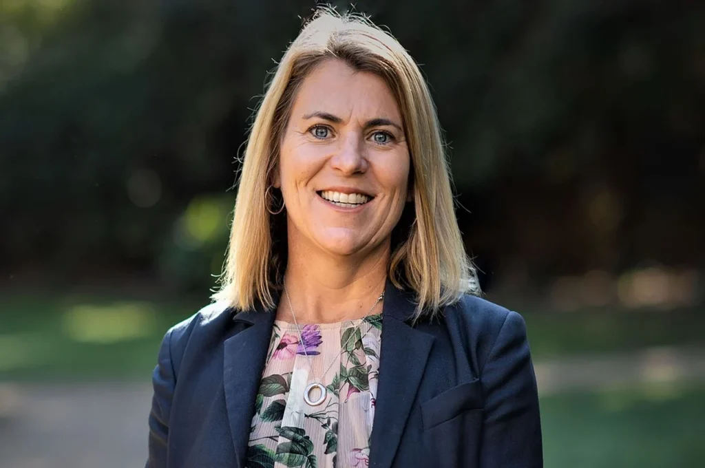 Professor Andrea Carson profile photo