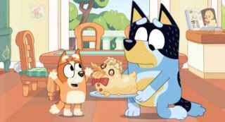 Bluey duck cake