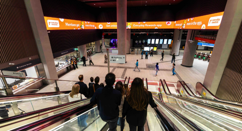 Melbourne Metro _ Woolworths - ooh