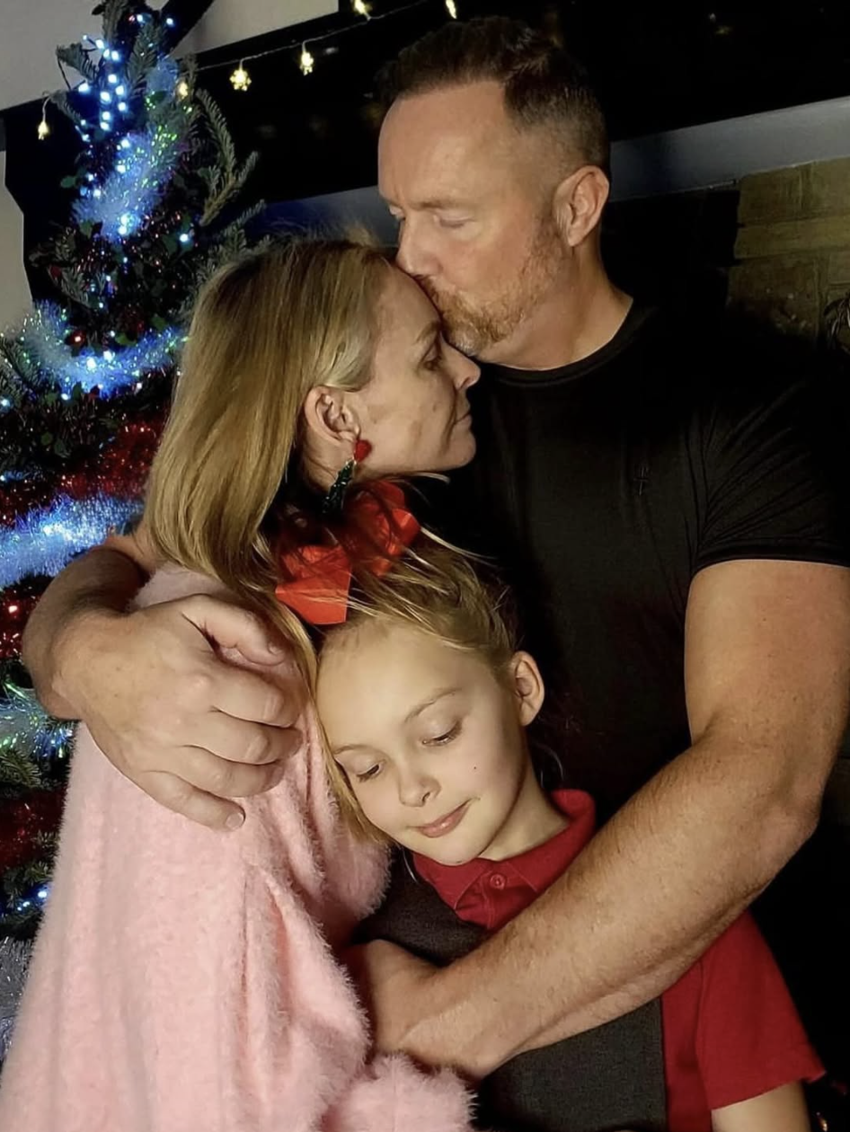 Mel Schilling and her family in an image posted to her Instagram account.