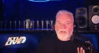 Kyle Sandilands on his new set.