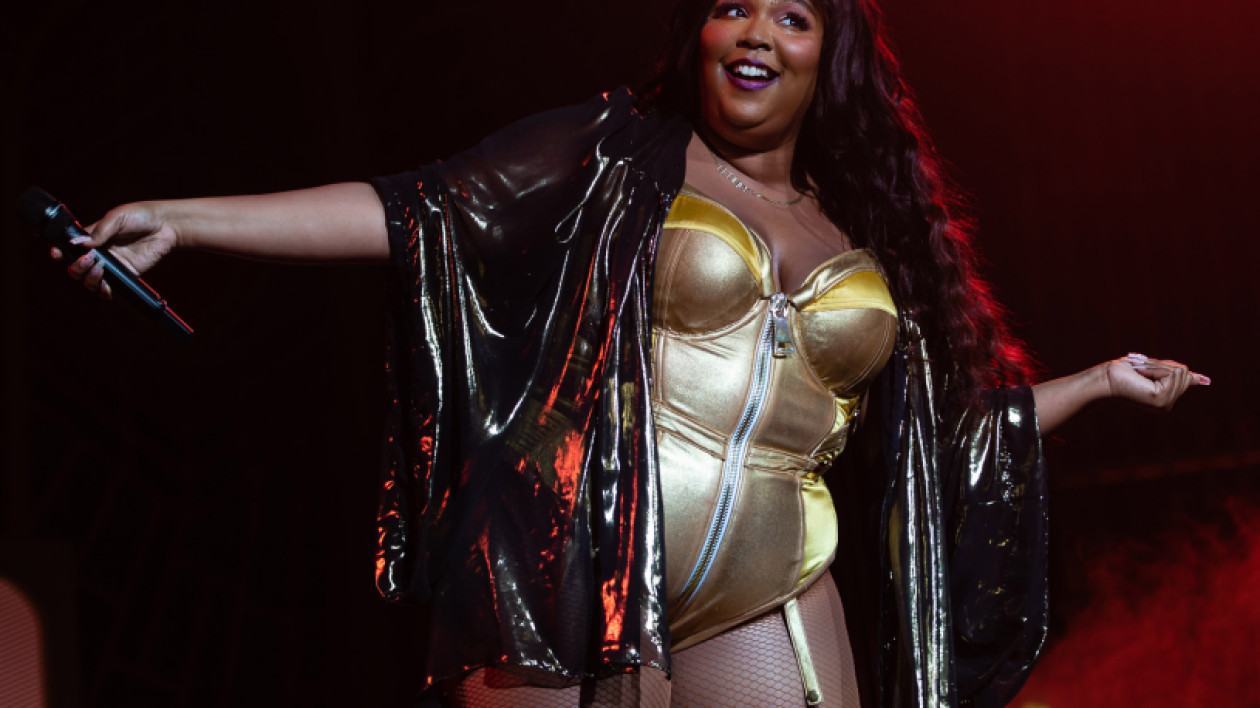 Lizzo: 12 facts about the 'Juice' singer and rapper you probably never knew