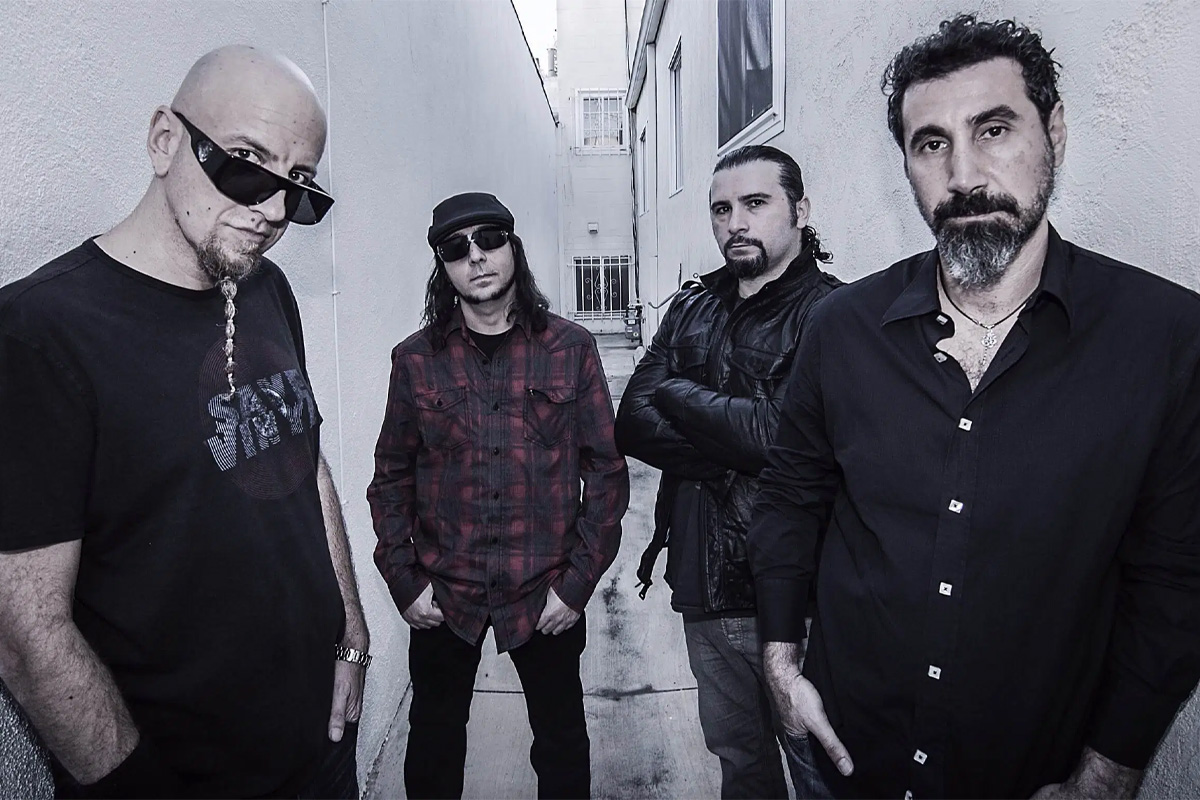 frank ocean tour 2023 australia Image of US metal outfit System of a Down