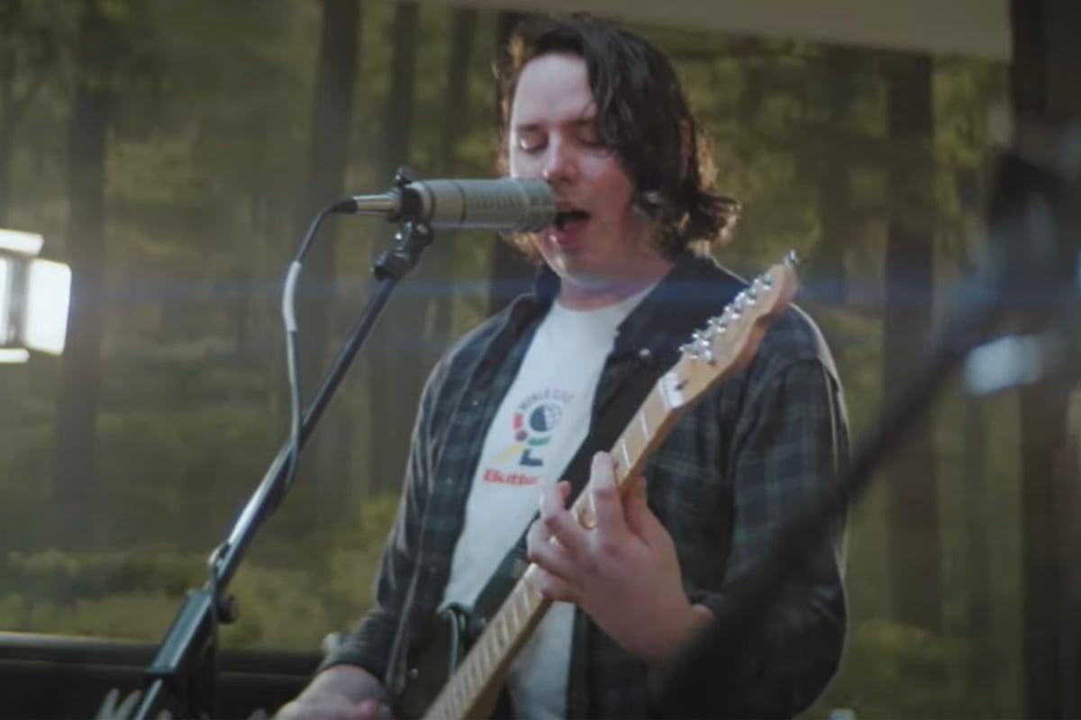 Luke Boerdam of Violent Soho performing live