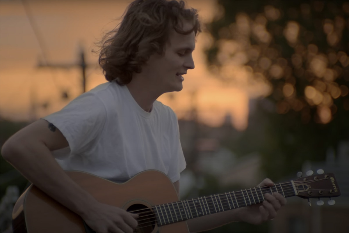 Image of King Gizzard frontman Stu Mackenzie performing 'Honey'