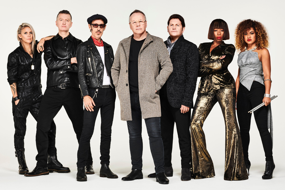 Press photo of Simple Minds