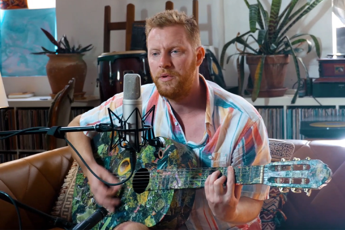 Image of Jackmann performing for 'In My Room'