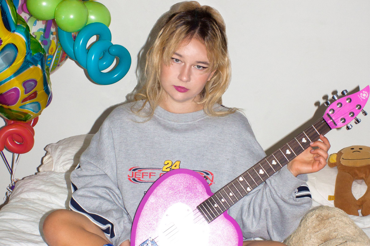 Promo image of Mallrat