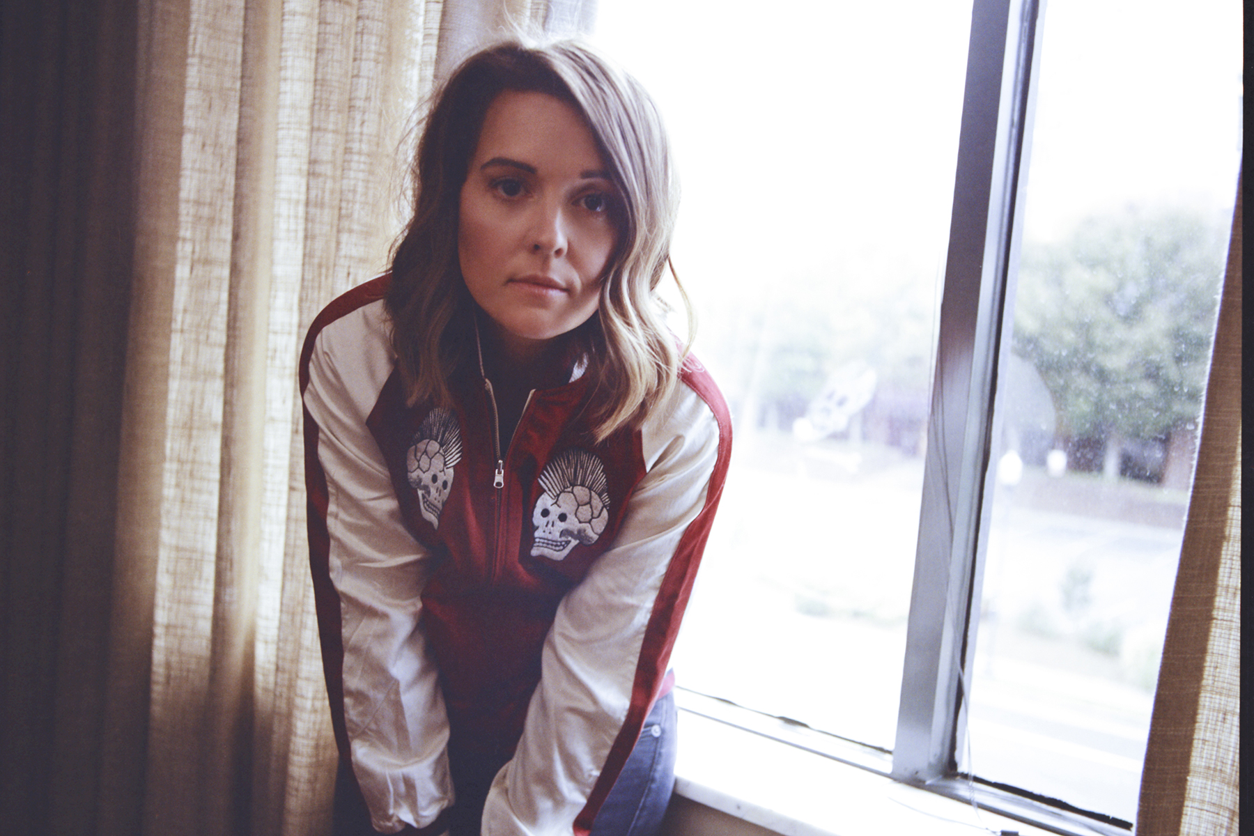 Brandi Carlile Announces Memoir ‘Broken Horses’