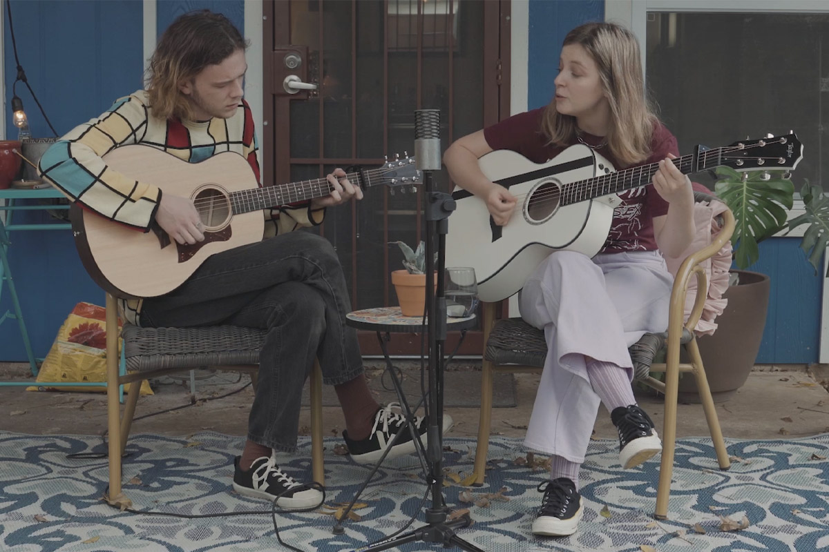 Image of Jade Bird performing with 'In My Room'
