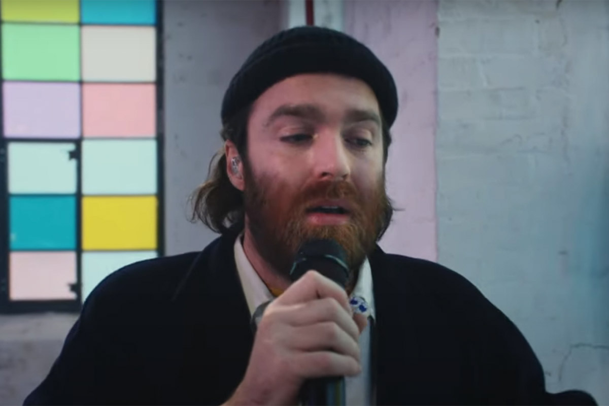 Image of Chet Faker performing on 'Ellen'