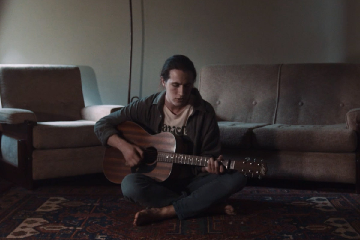 Image of Riley Pearce performing for Rolling Stone's 'In My Room' series