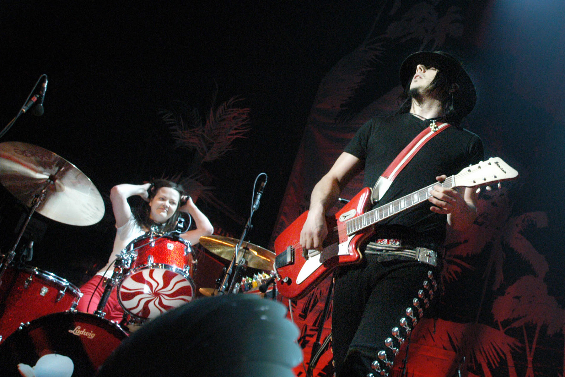 The White Stripes Share 2000 Performance of 'Death Letter