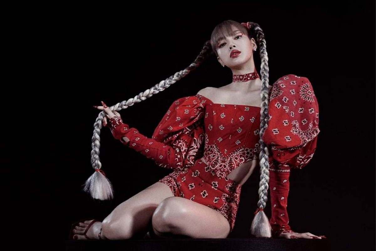 BLACKPINK member Lisa begins solo career by smashing  record