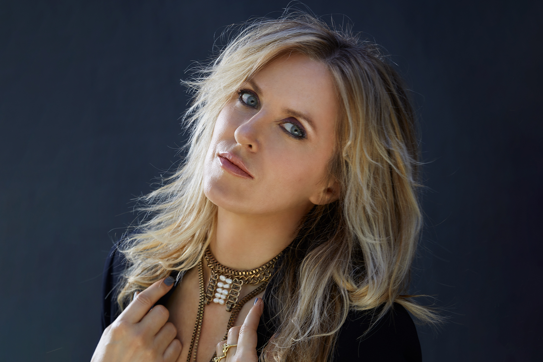 Liz Phair - Rolling Stone Australia - Liz Phair Height: Rock Legend's Real Size