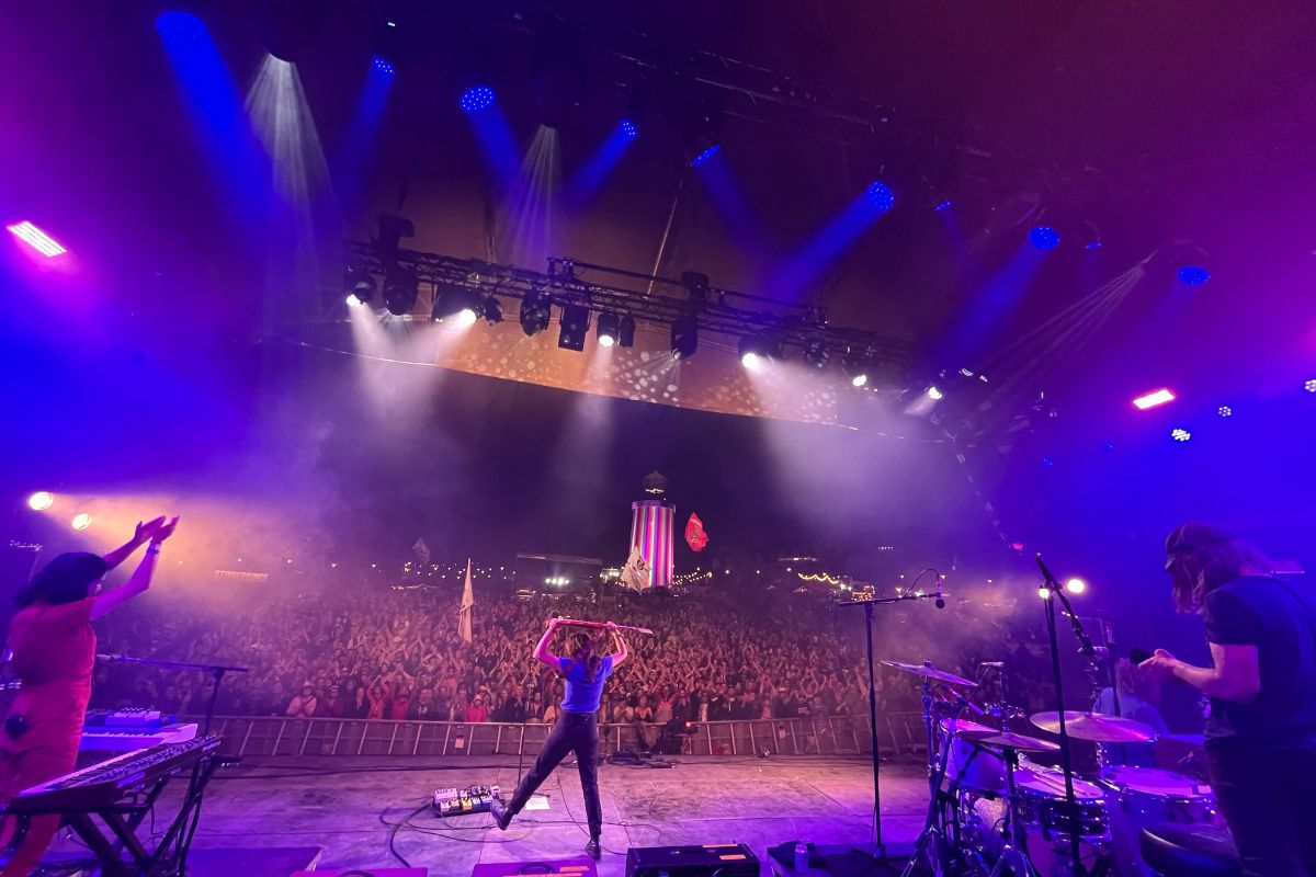 courtney barnett glastonbury 2022