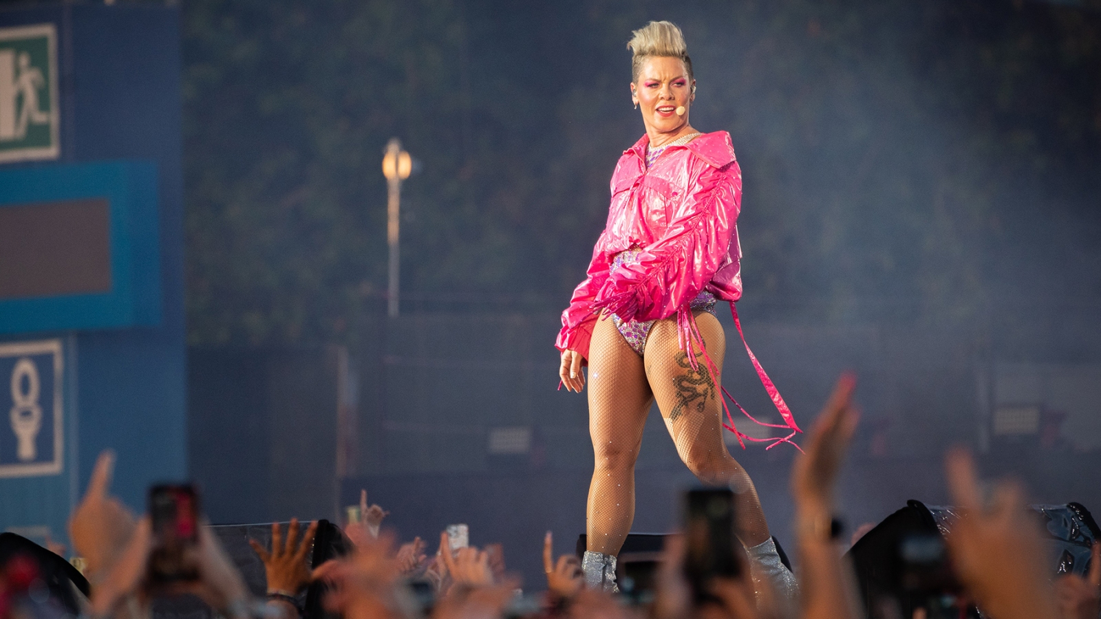 Pink Pauses Australia Show as Fan Goes Into Labor: 'Good Luck!