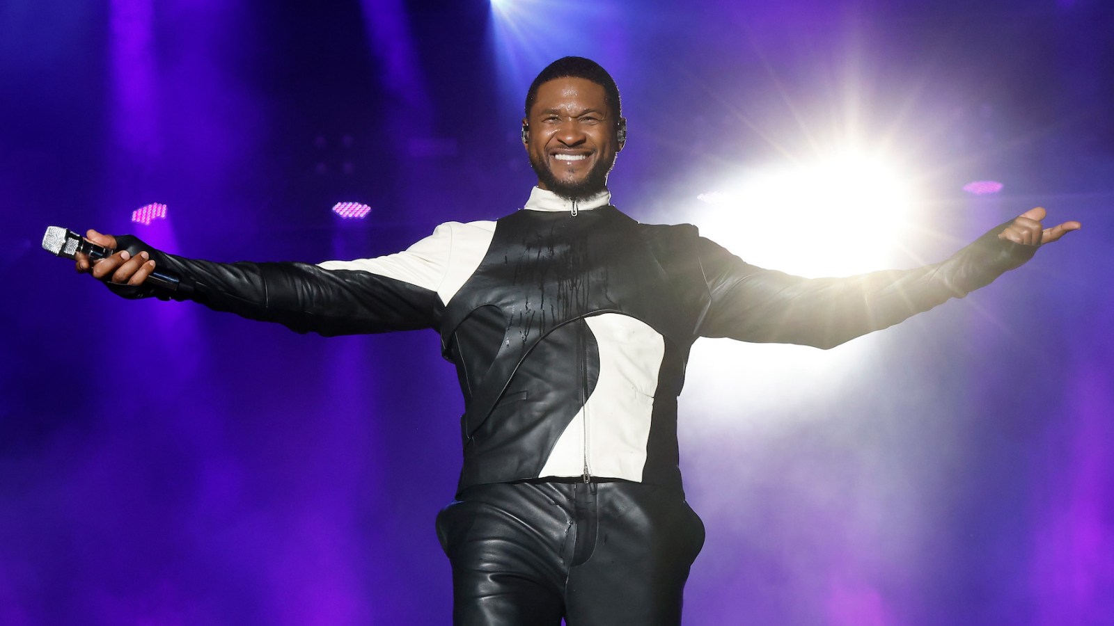 Usher Super Bowl Halftime Show