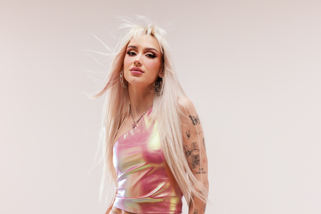 Peach PRC Has Some Advice “They Could Never Love Like a Girl Does”