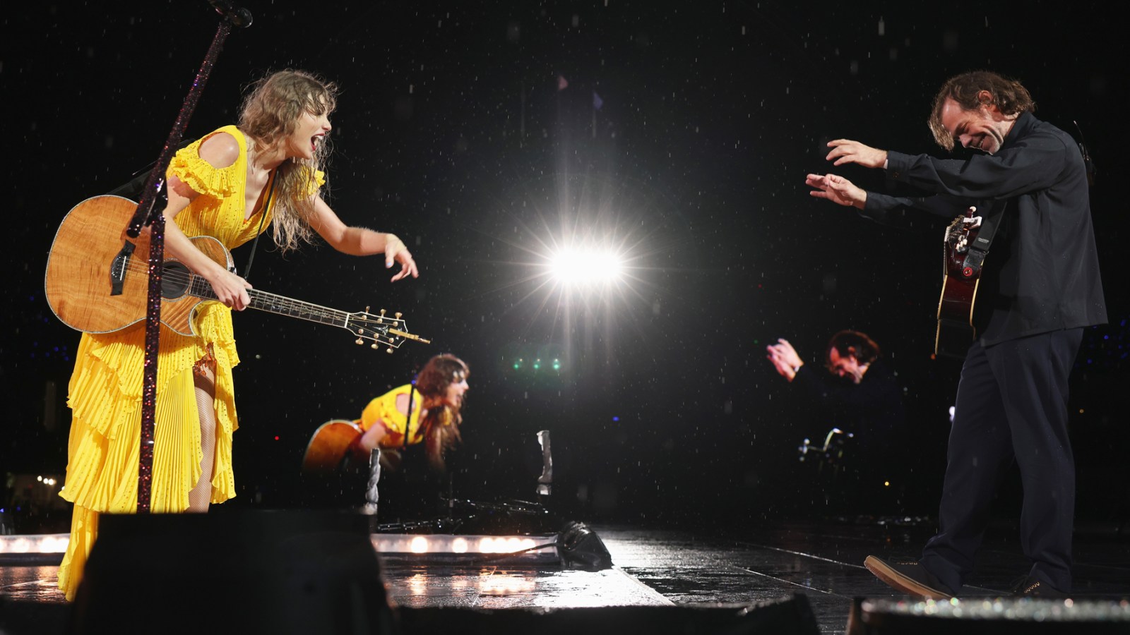 Taylor Swift and Aaron Dessner of the National