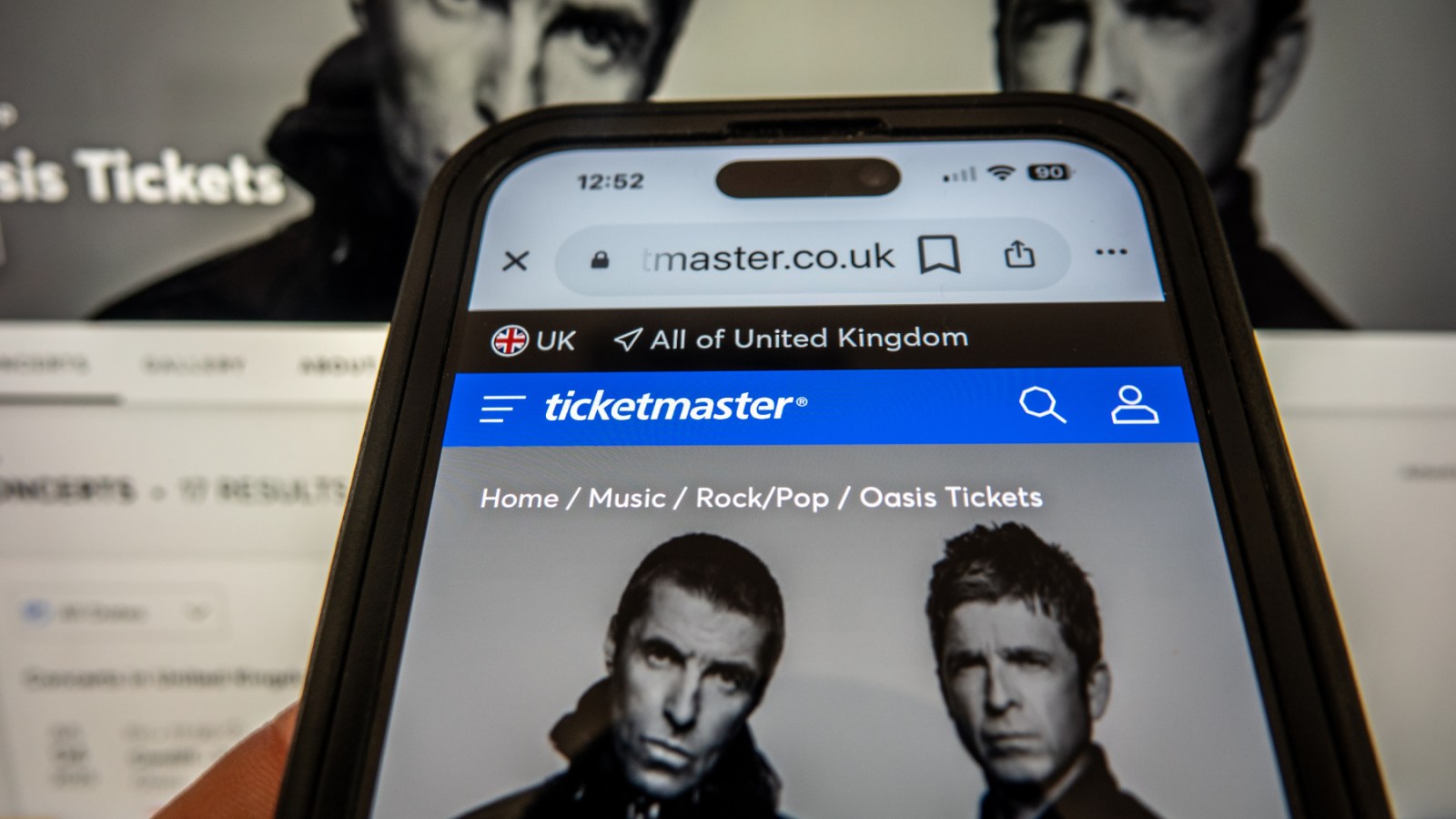 Oasis Ticketmaster page on phone