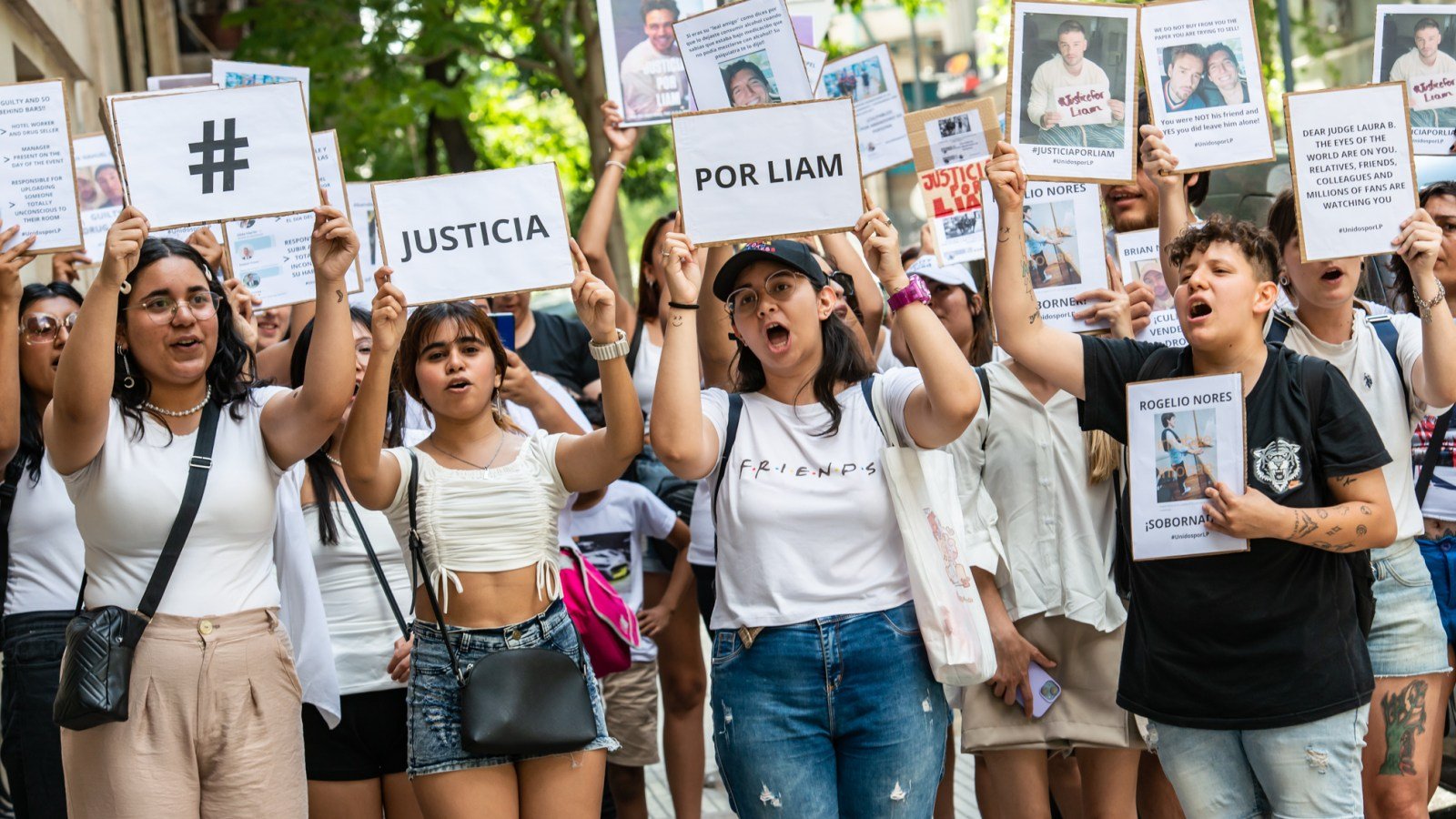 Liam Payne fans protest in Argentina