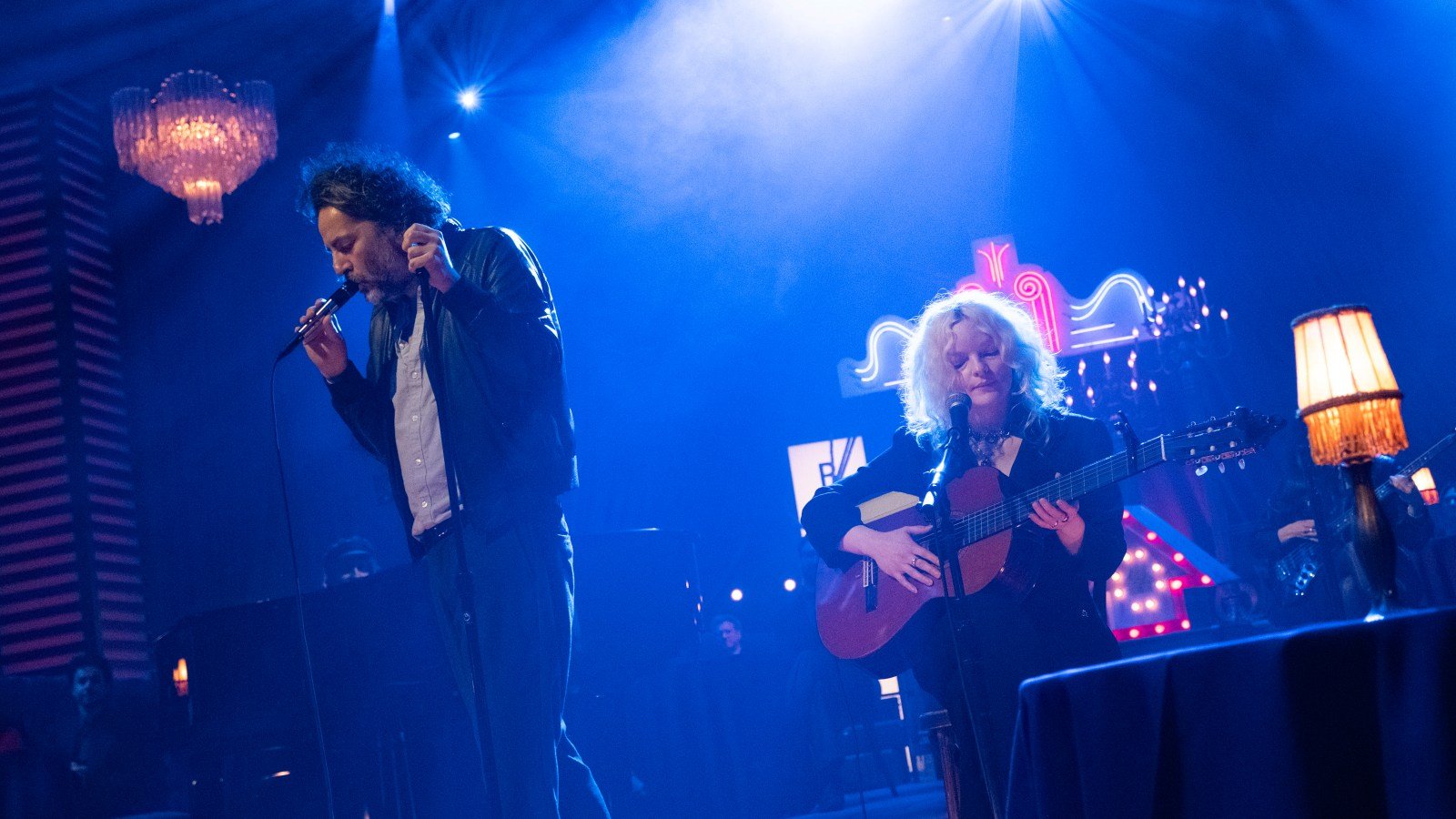 Jessica Pratt and Destroyer on Everybody's Live