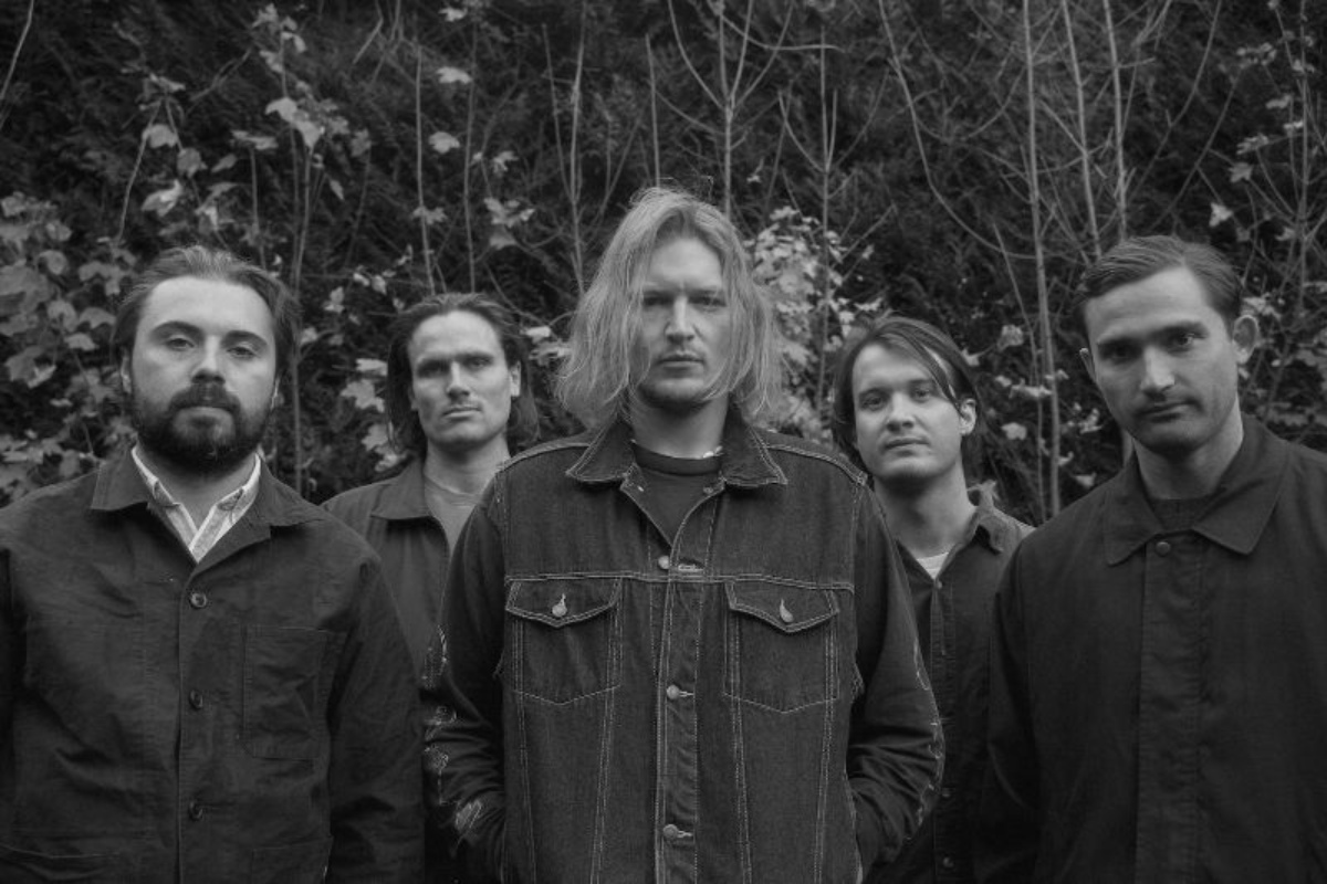 NO CIGAR press image