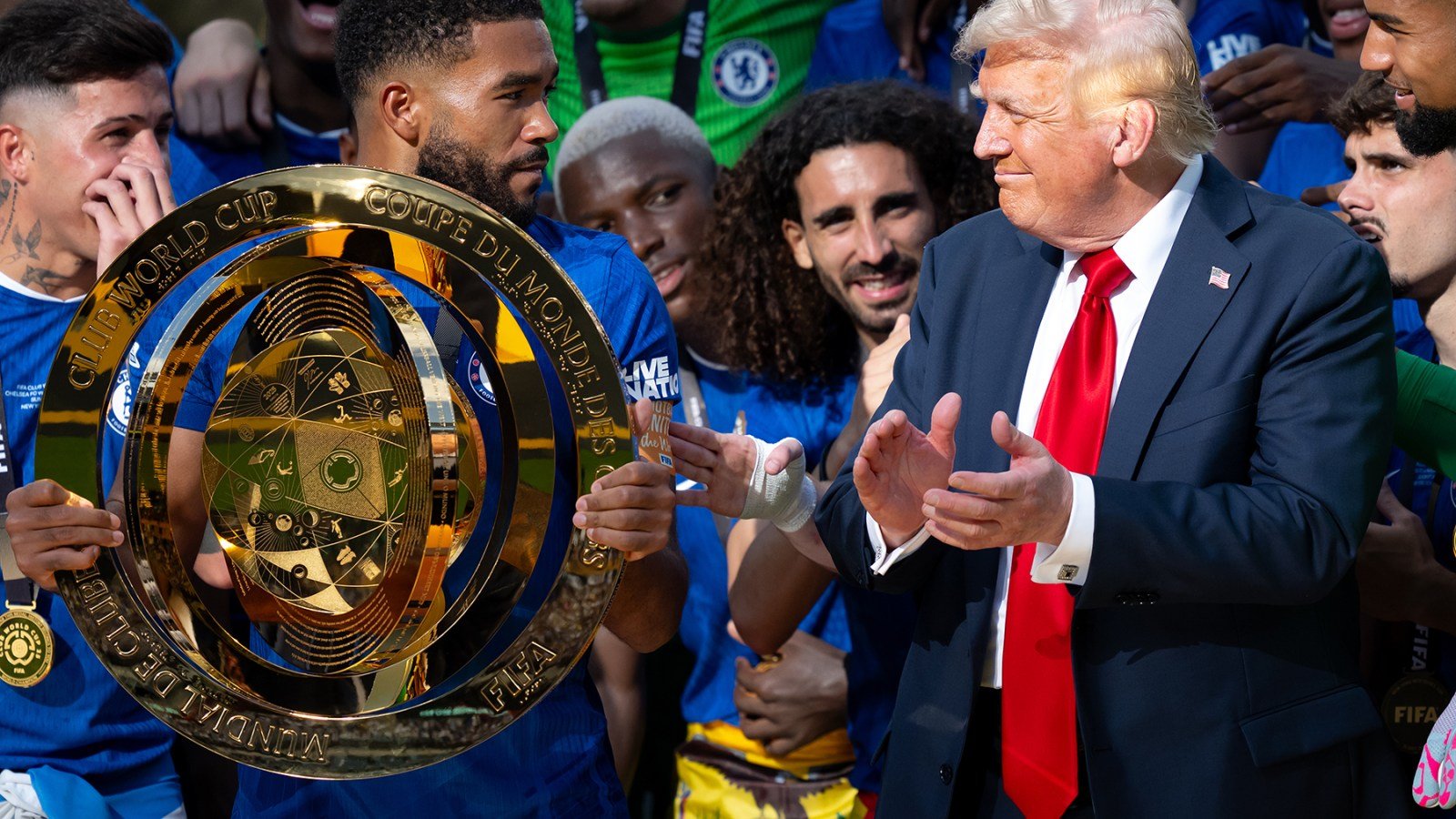 Trump beside Chelsea players at FIFA Club World Cup Final