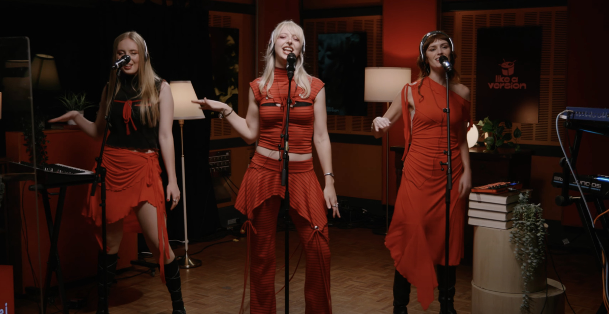 Blusher covering Kesha for Like a Version.
