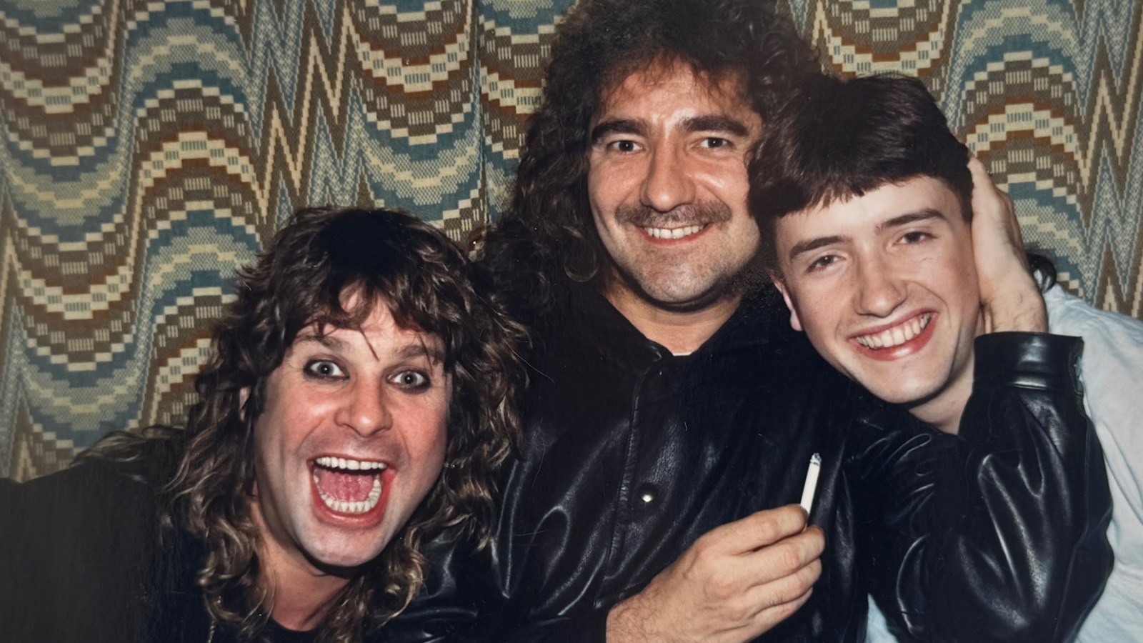 Ozzy Osbourne, Geezer Butler, and Stephen Rea in a Glasgow hotel bar in 1988