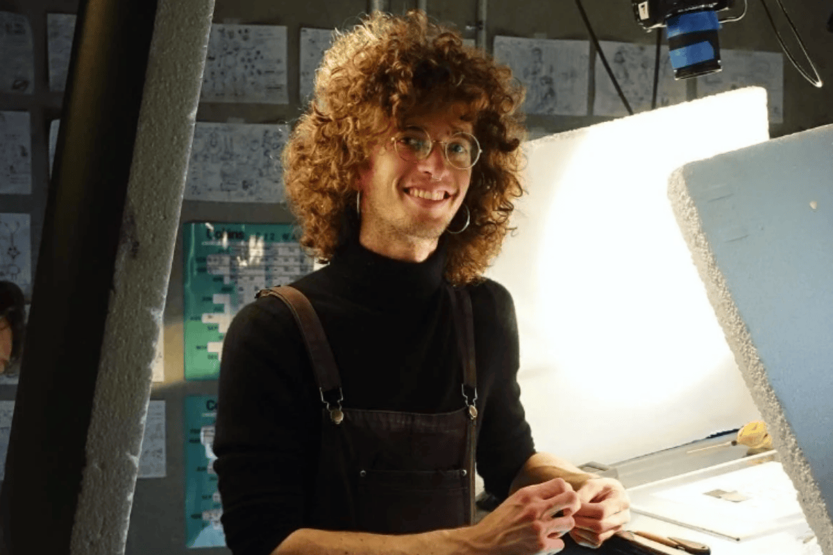 Garbologist Samuel Lewis