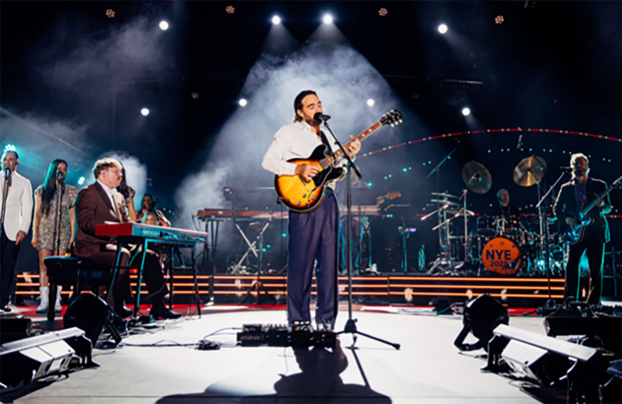 Matt Corby live on NYE