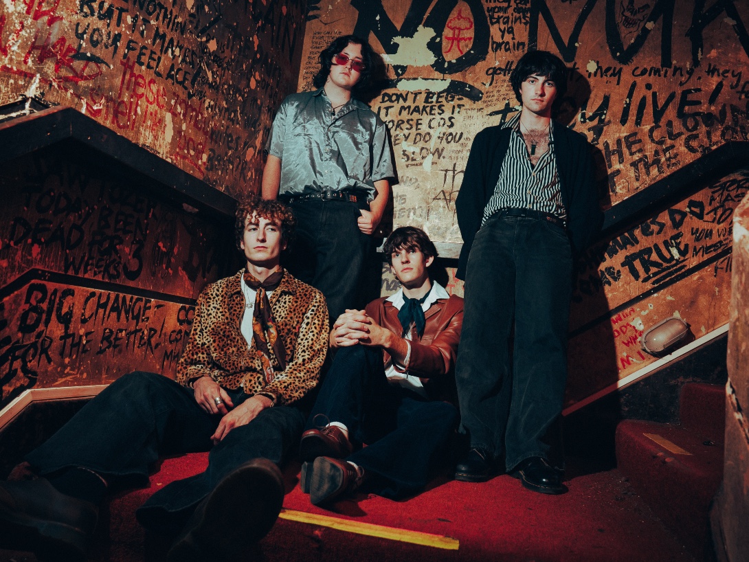 Borderline press shot