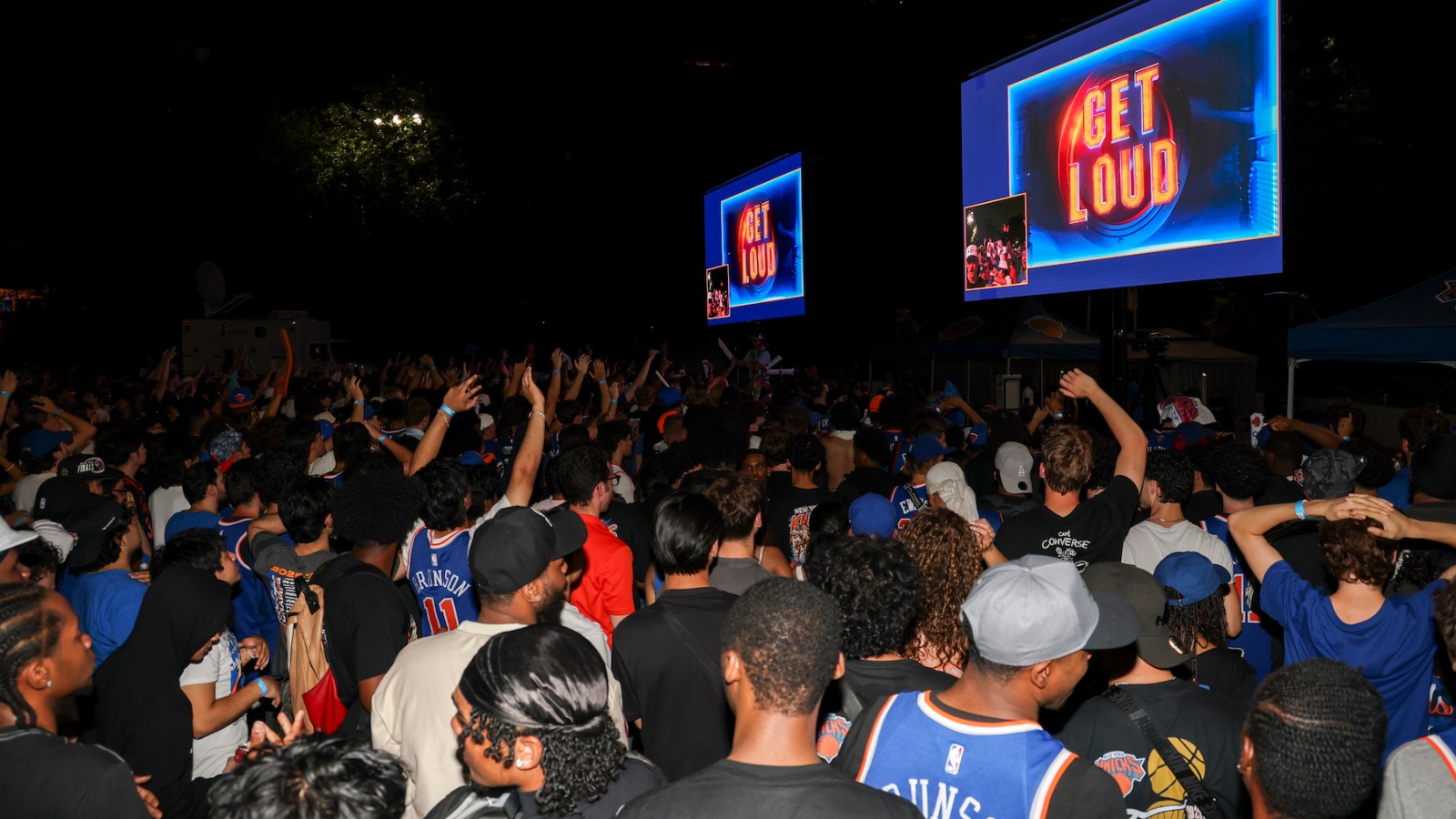 Knicks fans
