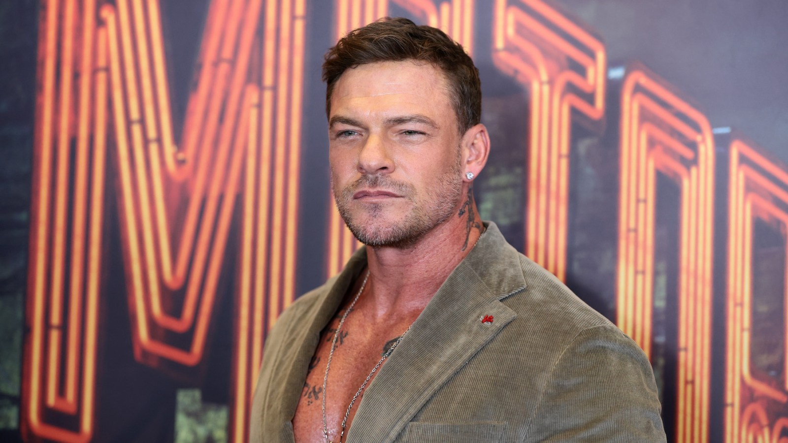 Alan Ritchson