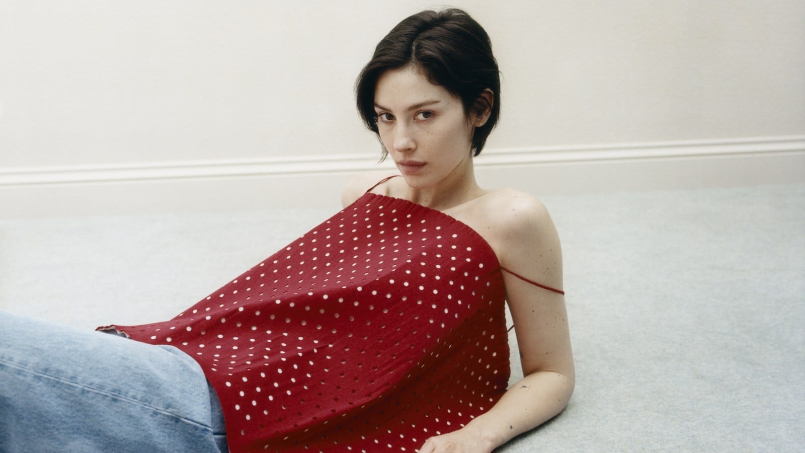 Gracie Abrams press shot