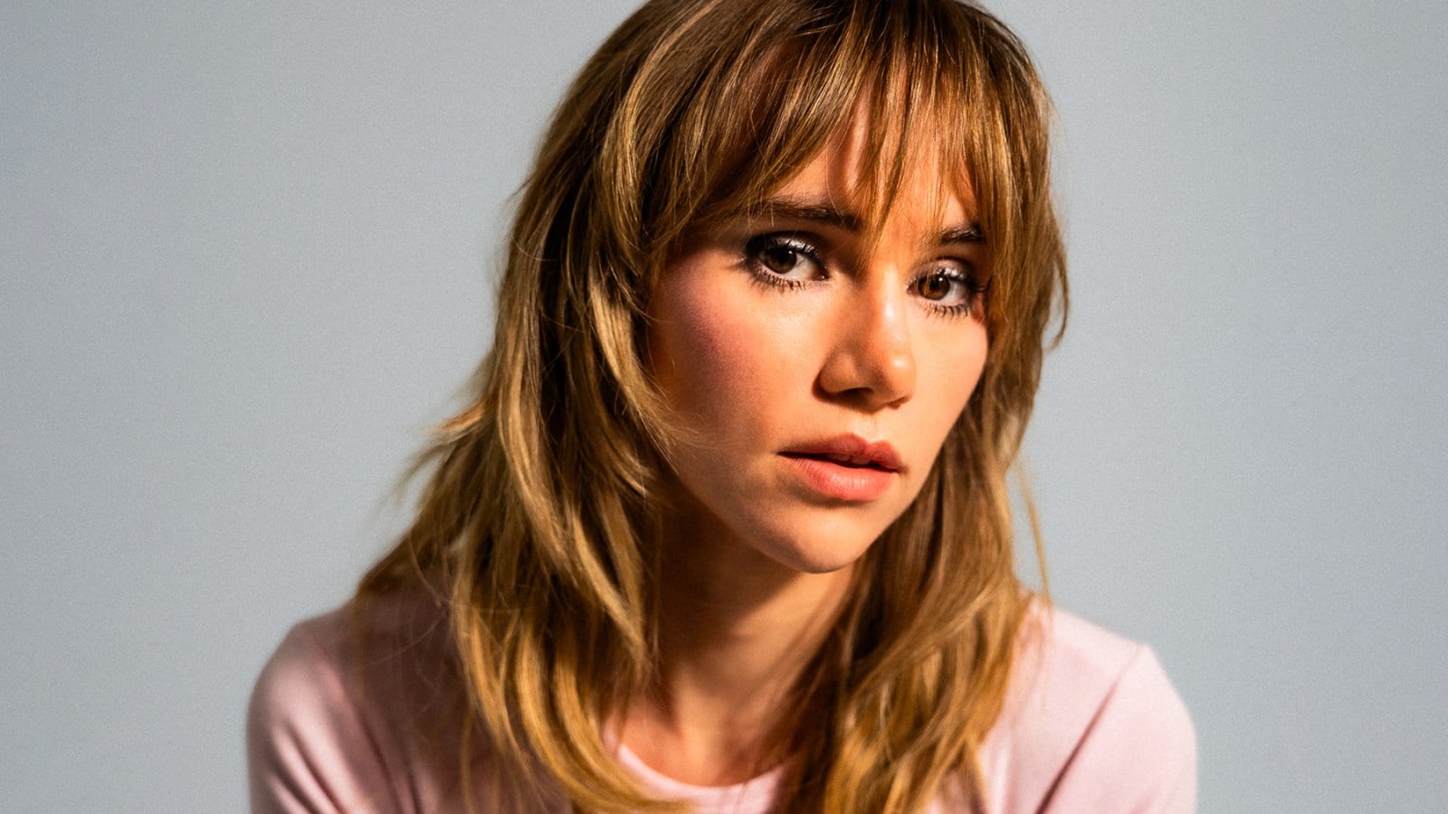 Suki Waterhouse