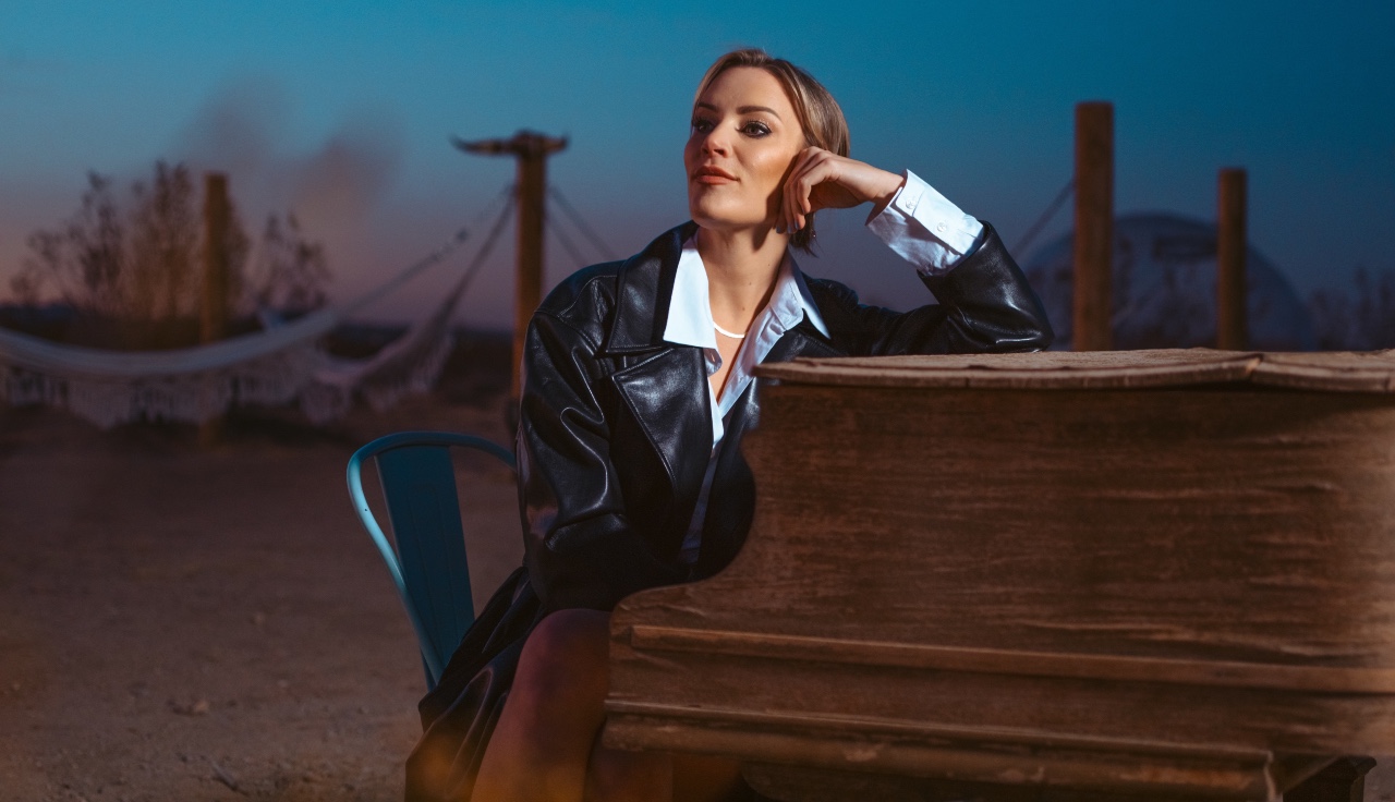 Lisa Crawley press shot