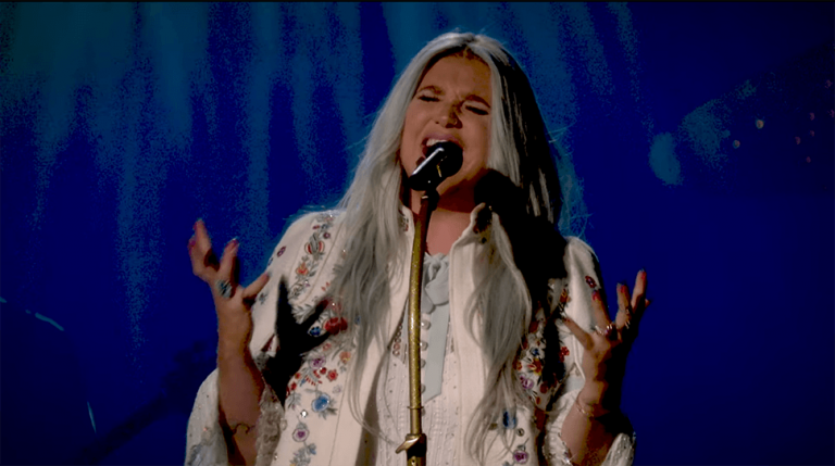 Kesha performing 'Praying' live for the first time
