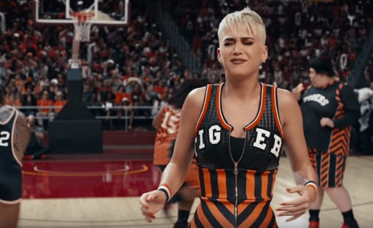 Katy Perry in the film clip for 'Swish Swish'