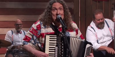 Weir Al Yankovic performs on Last Week Tonight with John Oliver